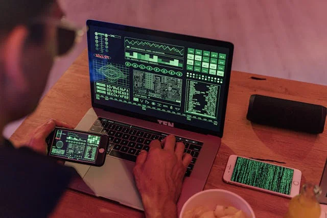 como saber si tienes el telefono pinchado